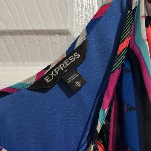 Vibrant color shift dress - Picture 2 of 3